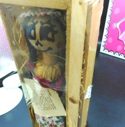 WOOD STRAW DOLL SIDE